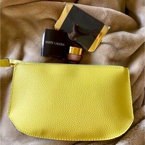 Estée Lauder Resilience Lift Extreme & Leather Clutch Set